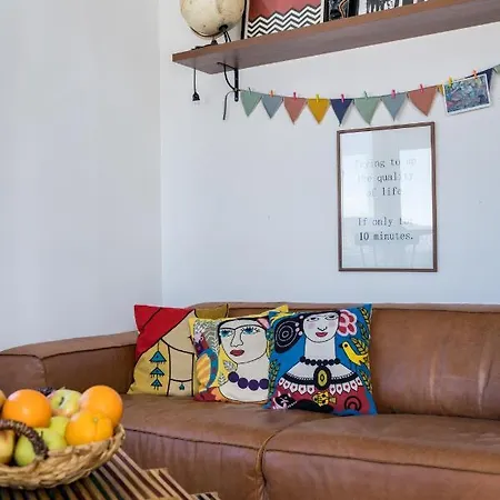 Apartment Urban Utopia *