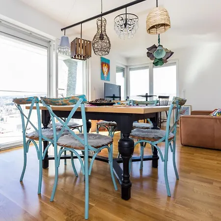 Urban Utopia Apartment *